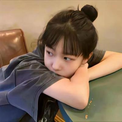 蕾哈娜内衣秀2